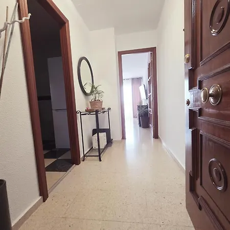 Piso Centrico Cerca De La Rivera *