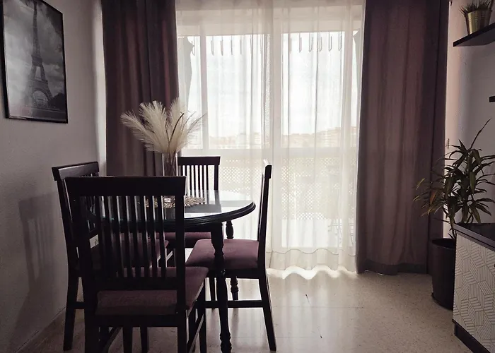 Piso Centrico Cerca De La Rivera Daire *