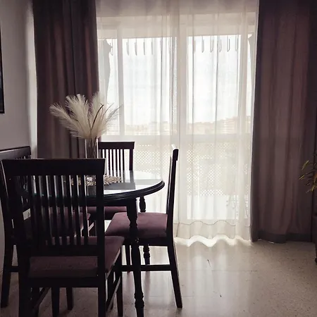 Piso Centrico Cerca De La Rivera Lägenhet *