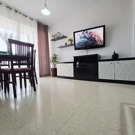 Piso Centrico Cerca De La Rivera Lägenhet *